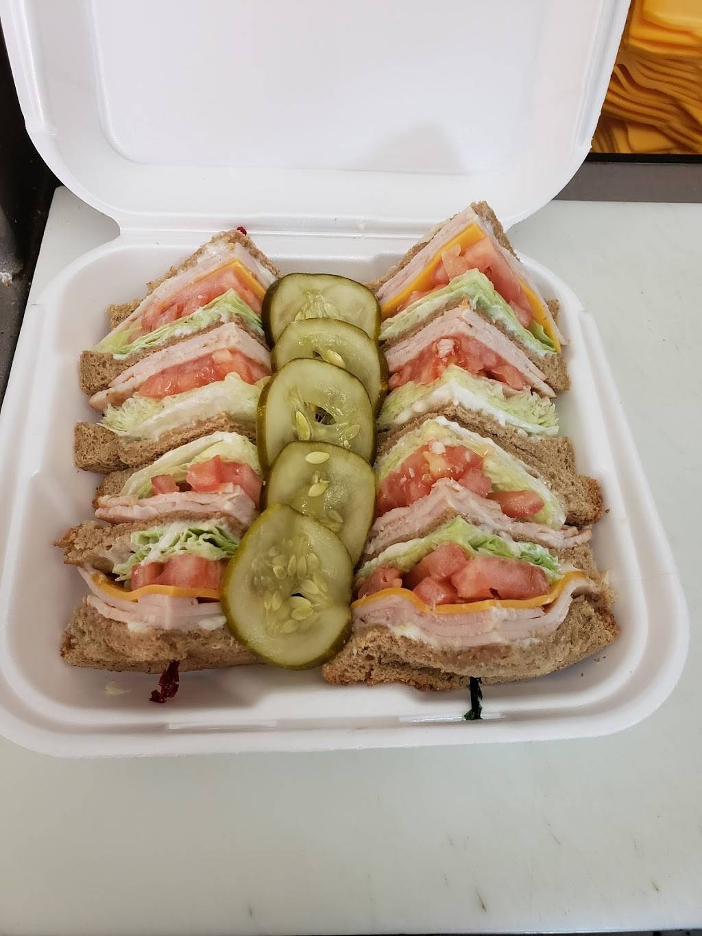 Oscars Coney Island | restaurant | 10000 W McNichols Rd, Detroit, MI 48221, USA | 3138622070 OR +1 313-862-2070