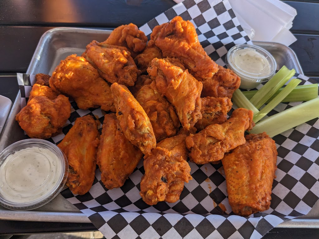 Scenic’s Bar N Kitchen | restaurant | 4130 N Mesa St, El Paso, TX 79902, USA | 9153074630 OR +1 915-307-4630