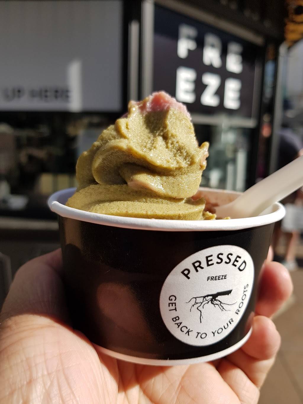 Pressed Juicery | restaurant | 189 The Grove Dr K4, Los Angeles, CA 90036, USA | 3235499811 OR +1 323-549-9811