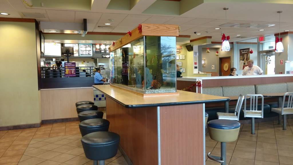 McDonalds | cafe | 3020 Cranberry Hwy, Buzzards Bay, MA 02532, USA | 5082952101 OR +1 508-295-2101