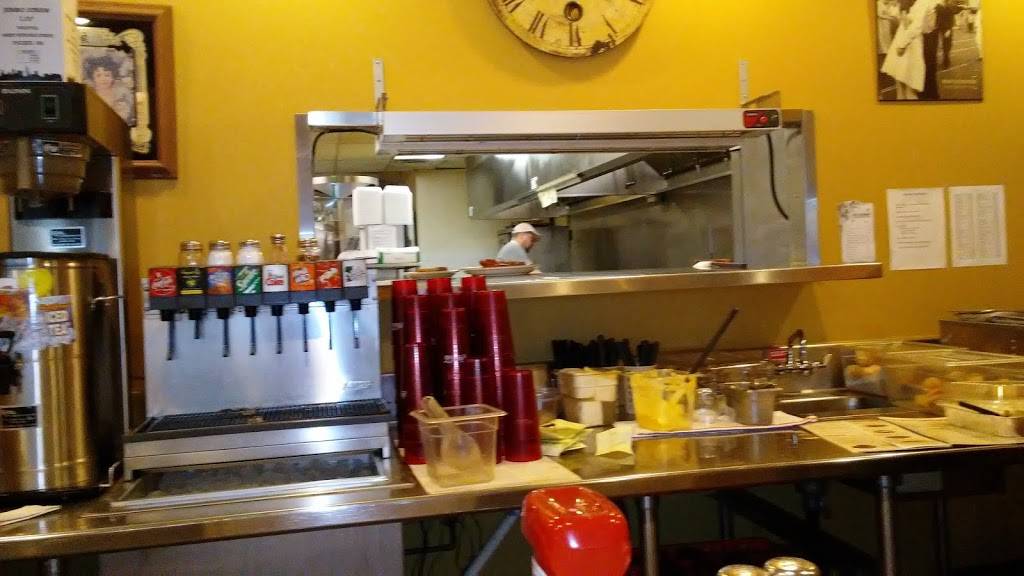 Petes Restaurant | restaurant | 4223 Tuscarawas St W, Canton, OH 44708, USA | 3304790350 OR +1 330-479-0350