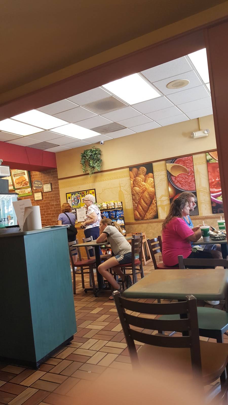 Subway | restaurant | 259 N Courtenay Pkwy, Merritt Island, FL 32953, USA | 3214523416 OR +1 321-452-3416