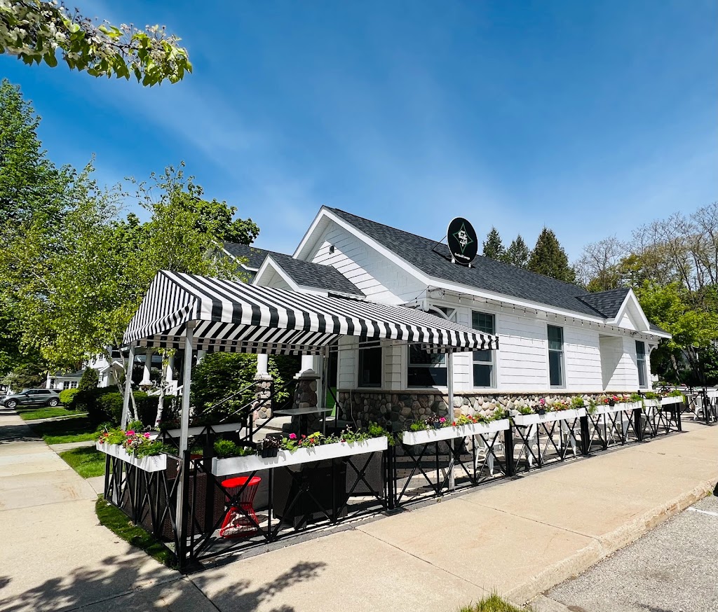 One Thirty Eight Cocktail Lounge | restaurant | 138 W 3rd St, Harbor Springs, MI 49740, USA | 2312424394 OR +1 231-242-4394