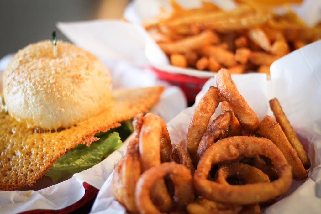 Squeeze Burger | restaurant | 5301 Power Inn Rd, Sacramento, CA 95820, USA | 9163868599 OR +1 916-386-8599