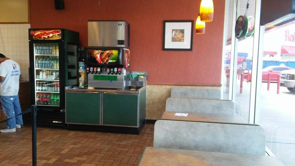 Subway Restaurants | restaurant | 9421 Mesa Dr, Houston, TX 77028, USA | 7136333132 OR +1 713-633-3132