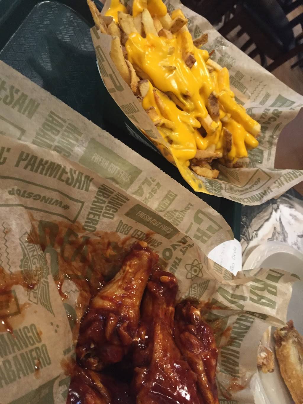 Wingstop | restaurant | 14215 Centreville Square B, Centreville, VA 20121, USA | 7038669464 OR +1 703-866-9464