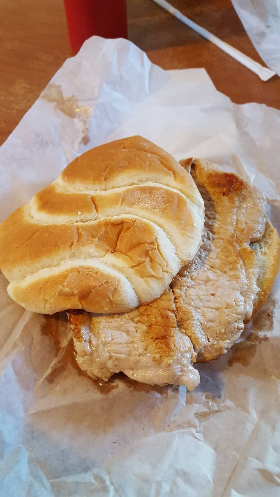 Green Gables Bar & Grill | restaurant | 17485 E 2500 Rd N, Hudson, IL 61748, USA | 3097472496 OR +1 309-747-2496