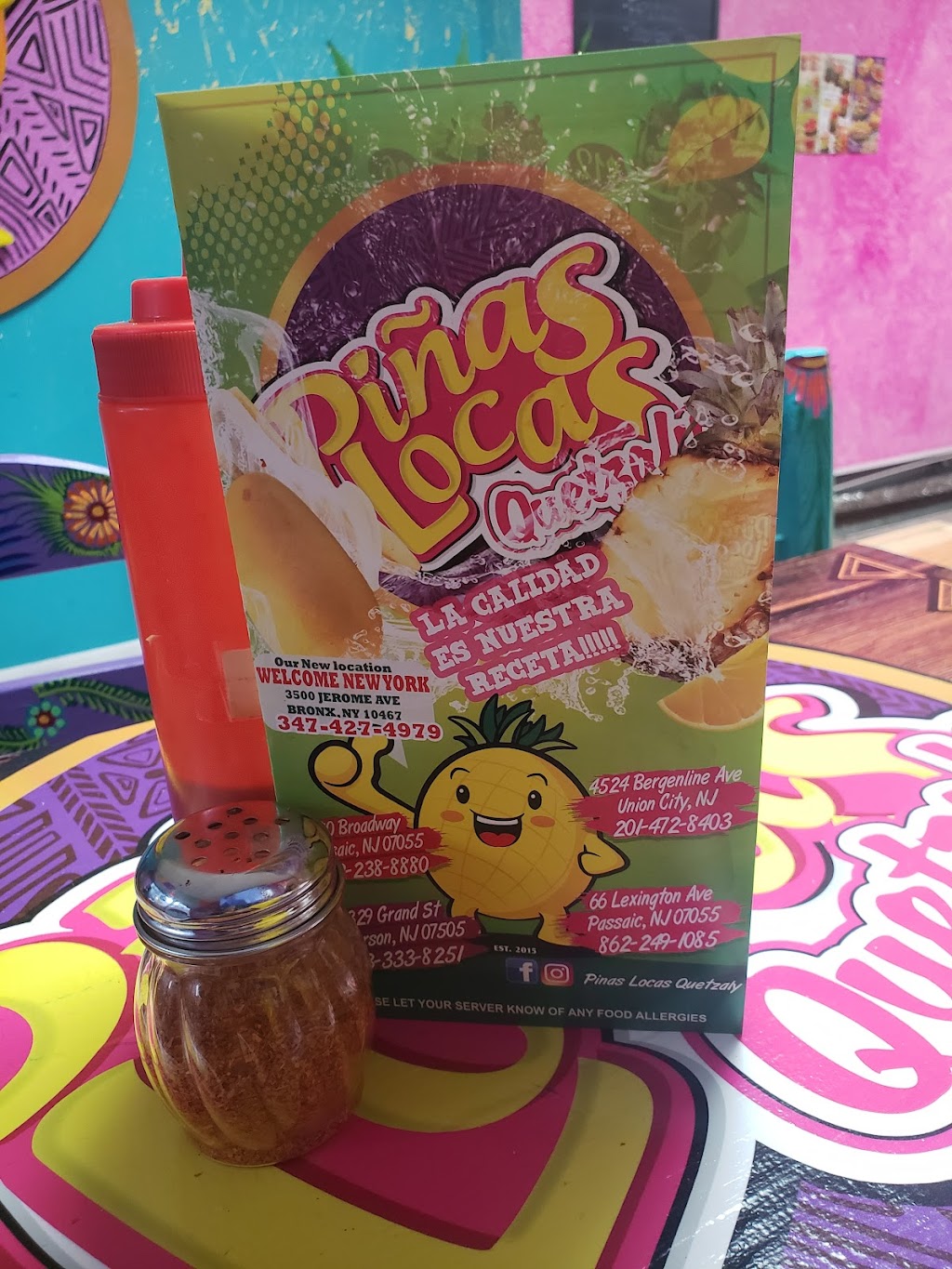 Piñas Locas Quetzaly | restaurant | 4524 Bergenline Ave, Union City, NJ 07087, USA | 2014728403 OR +1 201-472-8403