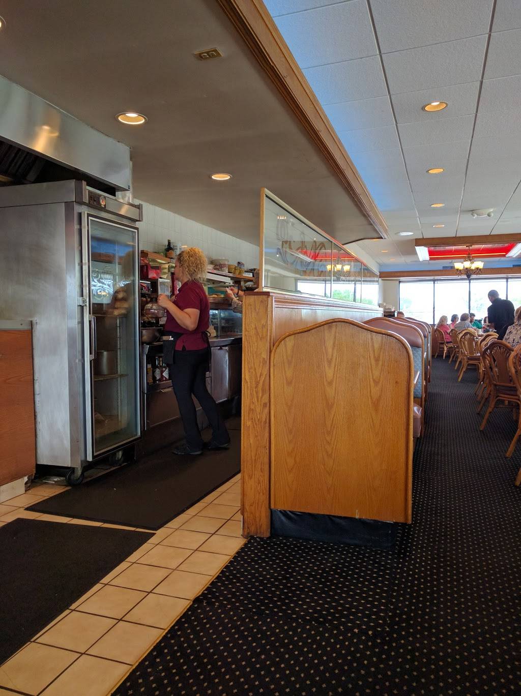 Hillside Restaurant | restaurant | 804 Barron Blvd, Grayslake, IL 60030, USA | 8475481008 OR +1 847-548-1008