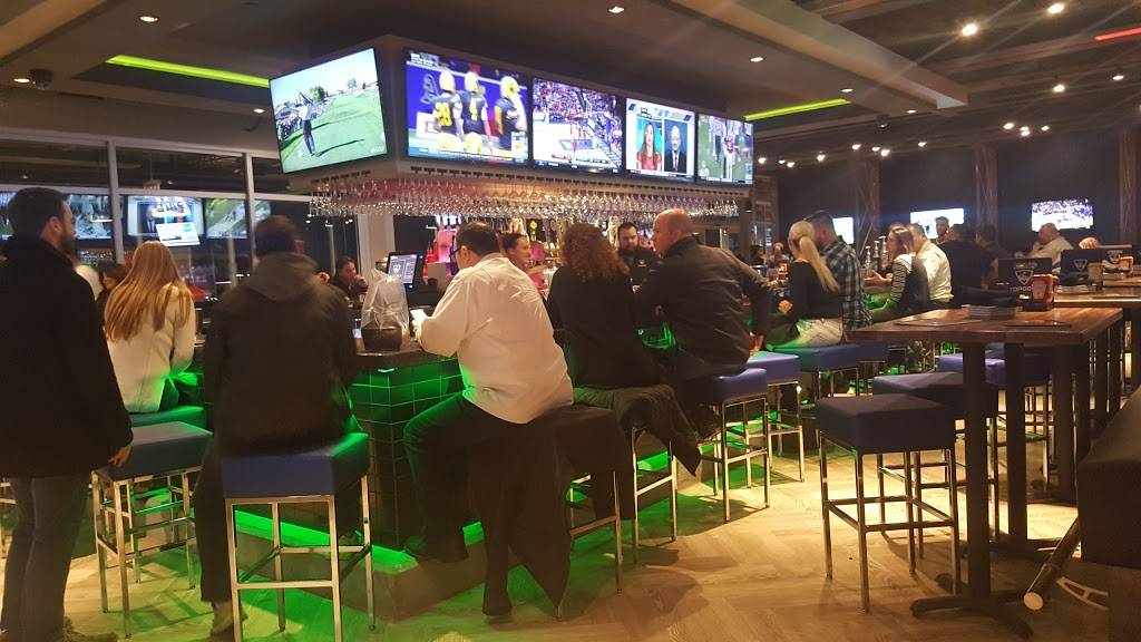 Topgolf | restaurant | 1013 US-1, Edison, NJ 08817, USA | 7323744097 OR +1 732-374-4097