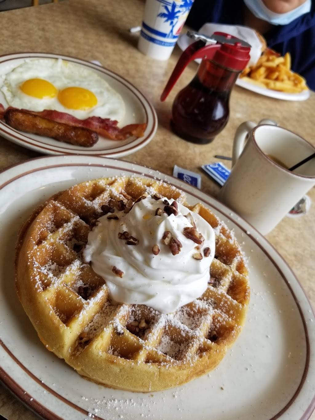 Tams Burgers | restaurant | 34247 Yucaipa Blvd, Yucaipa, CA 92399, USA | 9097907791 OR +1 909-790-7791