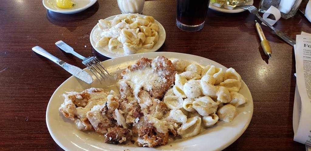 Pasta House Co | restaurant | 9012 Gravois Rd, St. Louis, MO 63123, USA | 3146381240 OR +1 314-638-1240