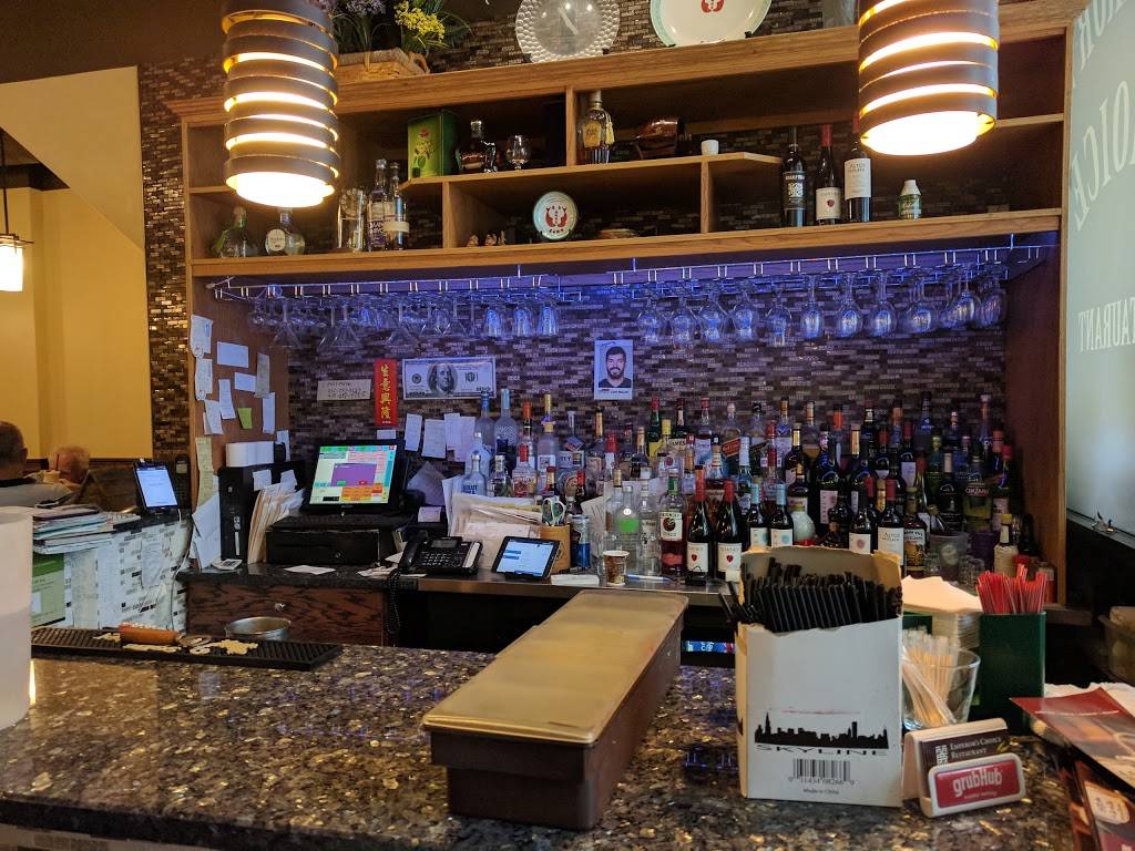 Emperors Choice | restaurant | 2238 S Wentworth Ave, Chicago, IL 60616, USA | 3122258800 OR +1 312-225-8800