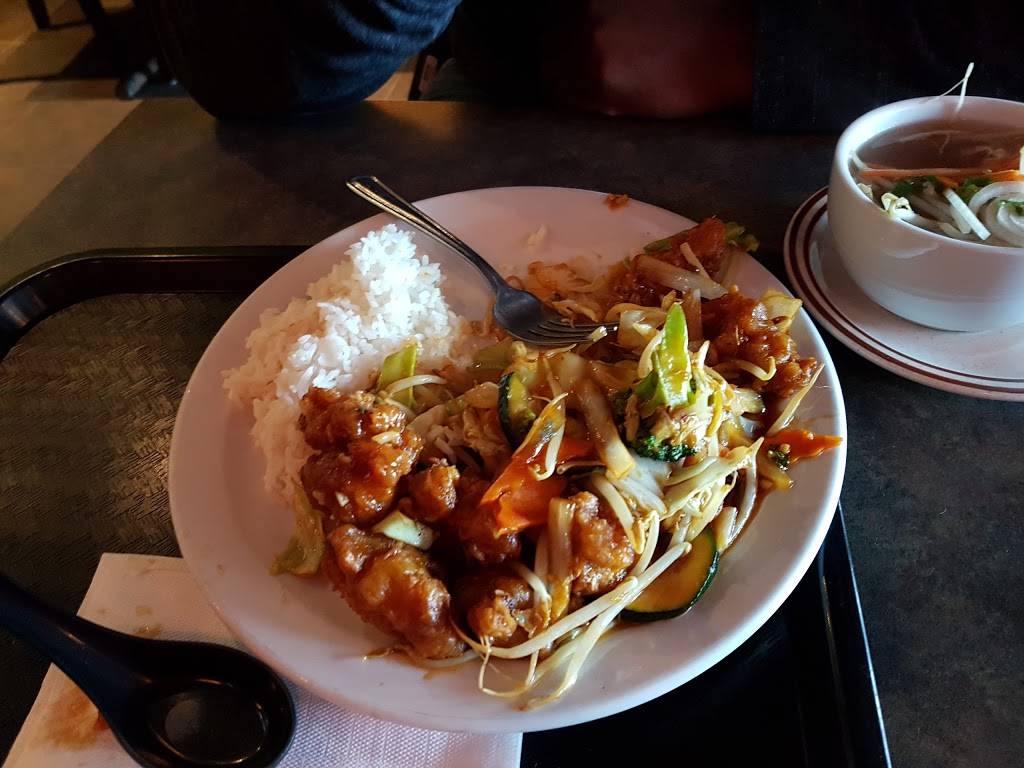 Thai Nouilles & Sushi | restaurant | 11612 Boulevard de Salaberry, Dollard-des-Ormeaux, QC H9B 2R8, Canada | 5144211008 OR +1 514-421-1008