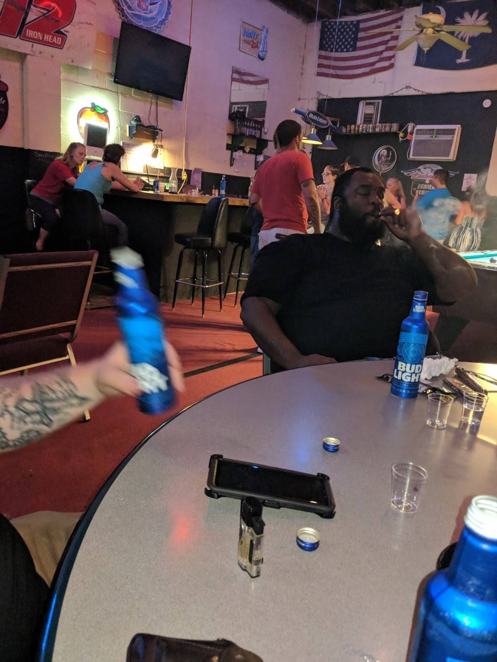 Sandtrap Sports Bar | restaurant | 1801 US-52, Cheraw, SC 29520, USA | 8439212009 OR +1 843-921-2009