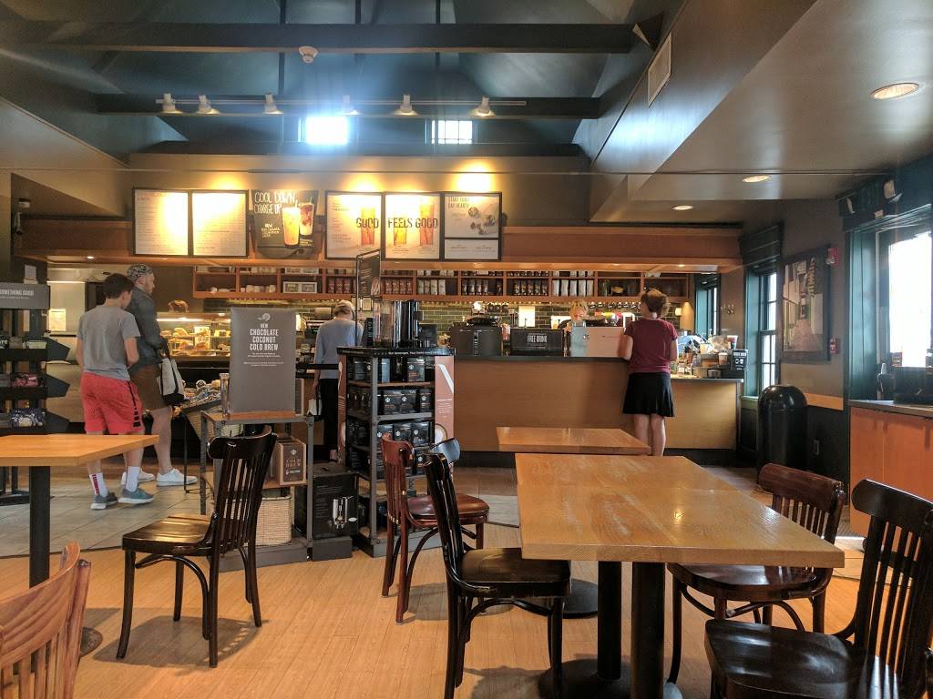 Starbucks | cafe | 49 Main St, Freeport, ME 04032, USA | 2078653221 OR +1 207-865-3221