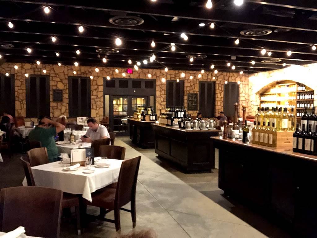 Romanos Macaroni Grill | restaurant | 12148 S Apopka Vineland Rd, Orlando, FL 32836, USA | 4072396676 OR +1 407-239-6676