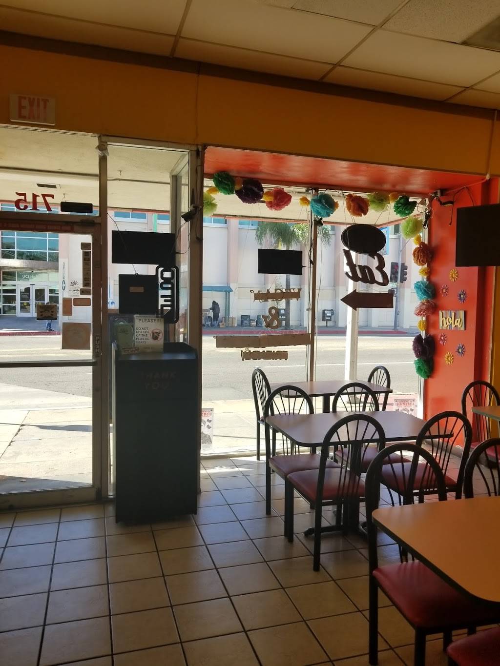 Lilys Tacos | restaurant | 3514, 715 N Main St, Santa Ana, CA 92701, USA | 7146163223 OR +1 714-616-3223