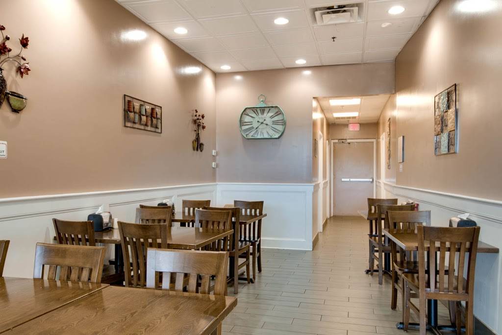 Bagel Express of Sayville | bakery | 217 N Main St, Sayville, NY 11782, USA | 6313191540 OR +1 631-319-1540