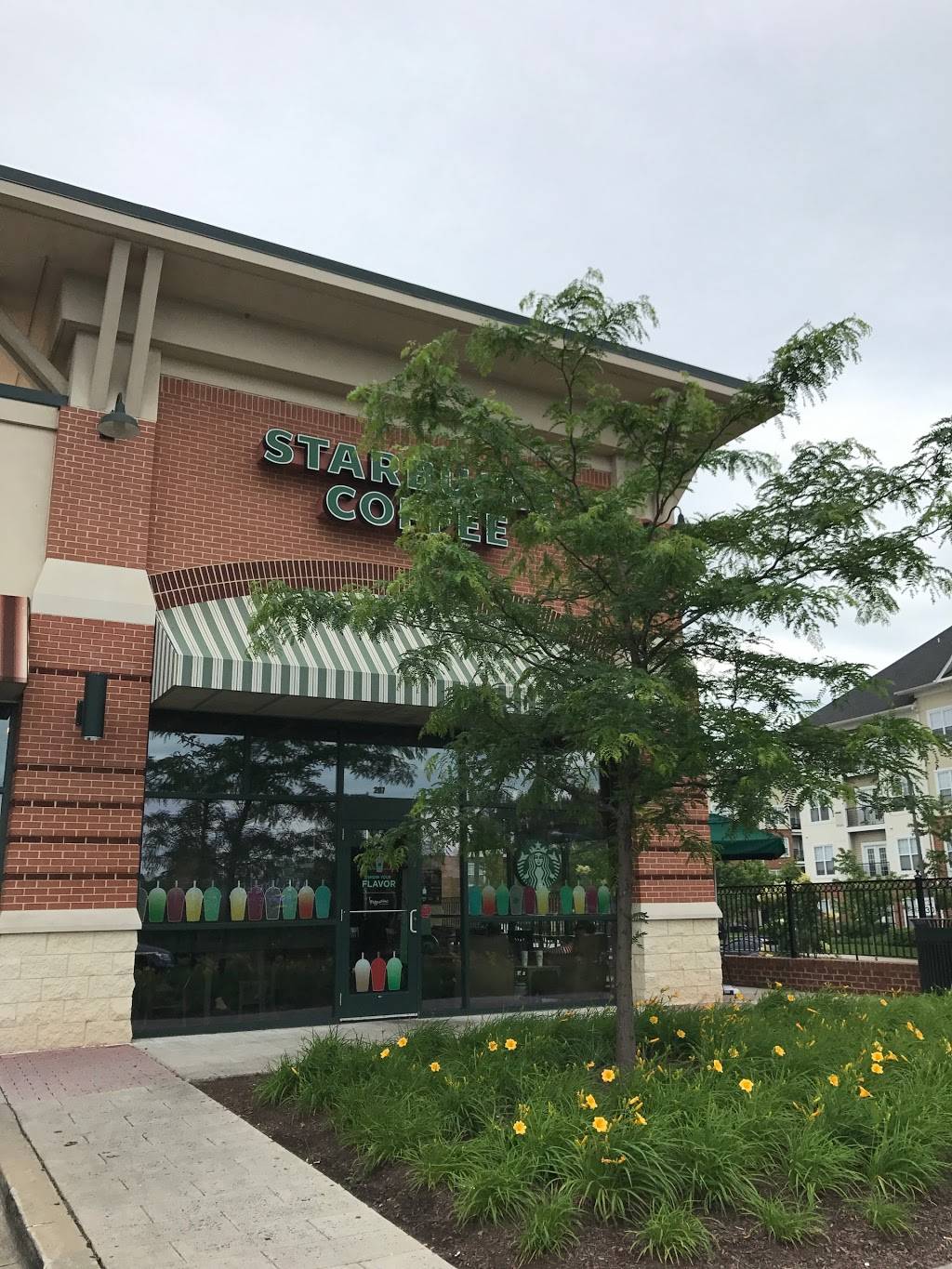 Starbucks | cafe | 7698 Dorchester Blvd #207, Hanover, MD 21076, USA | 4107994126 OR +1 410-799-4126