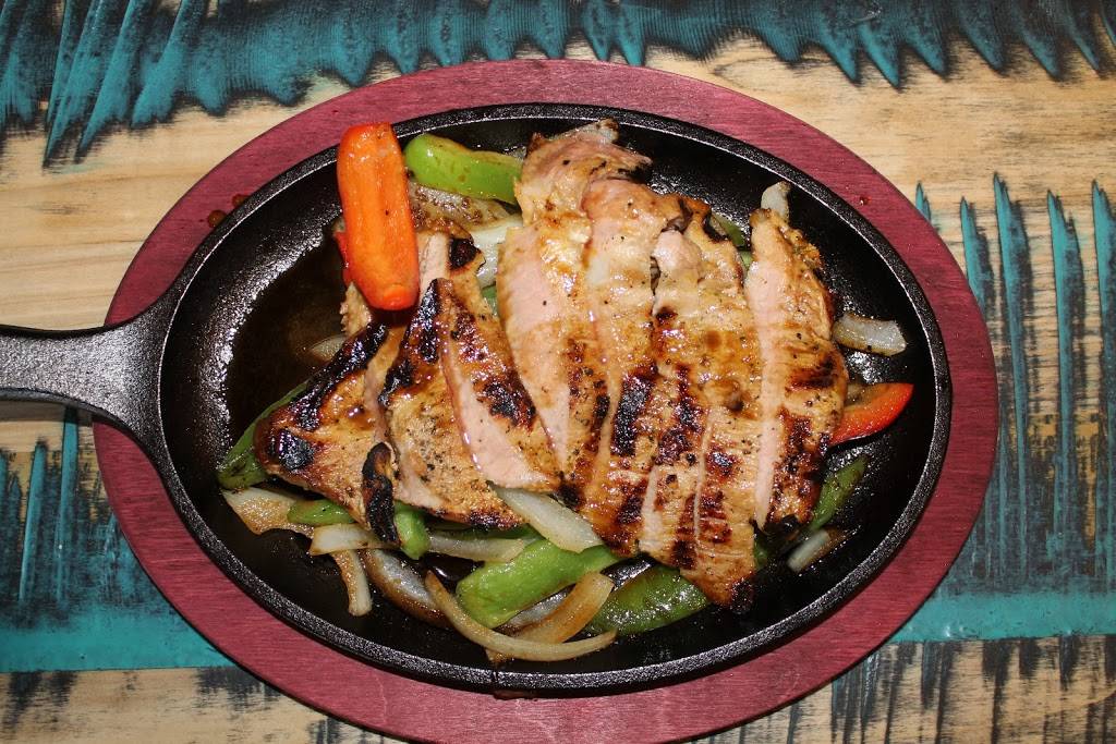 Los Chingones Colorado Mills | restaurant | 14500 W Colfax Ave Ste. 343, Lakewood, CO 80401, USA | 3035901750 OR +1 303-590-1750