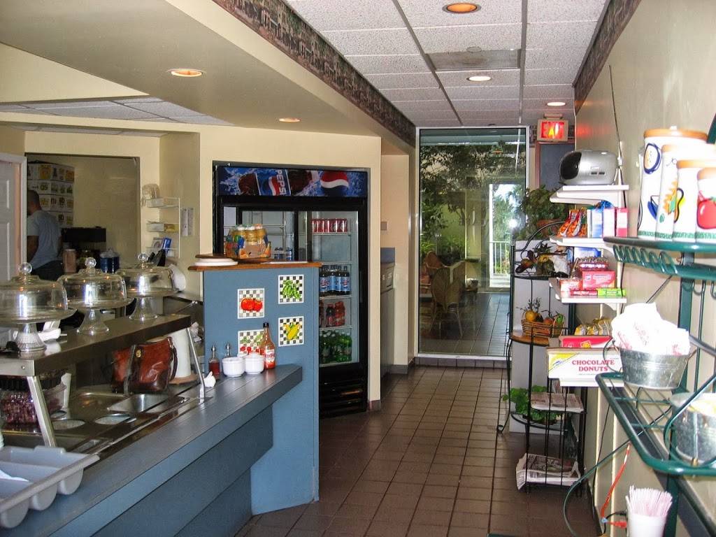 Bayside Sandwich Shop | restaurant | 550 N Reo St, Tampa, FL 33609, USA | 8132888191 OR +1 813-288-8191