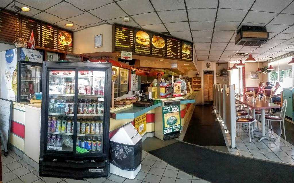 Slices Family Restaurant | restaurant | 300 King St W, Kitchener, ON N2G 1B7, Canada | 5195763760 OR +1 519-576-3760