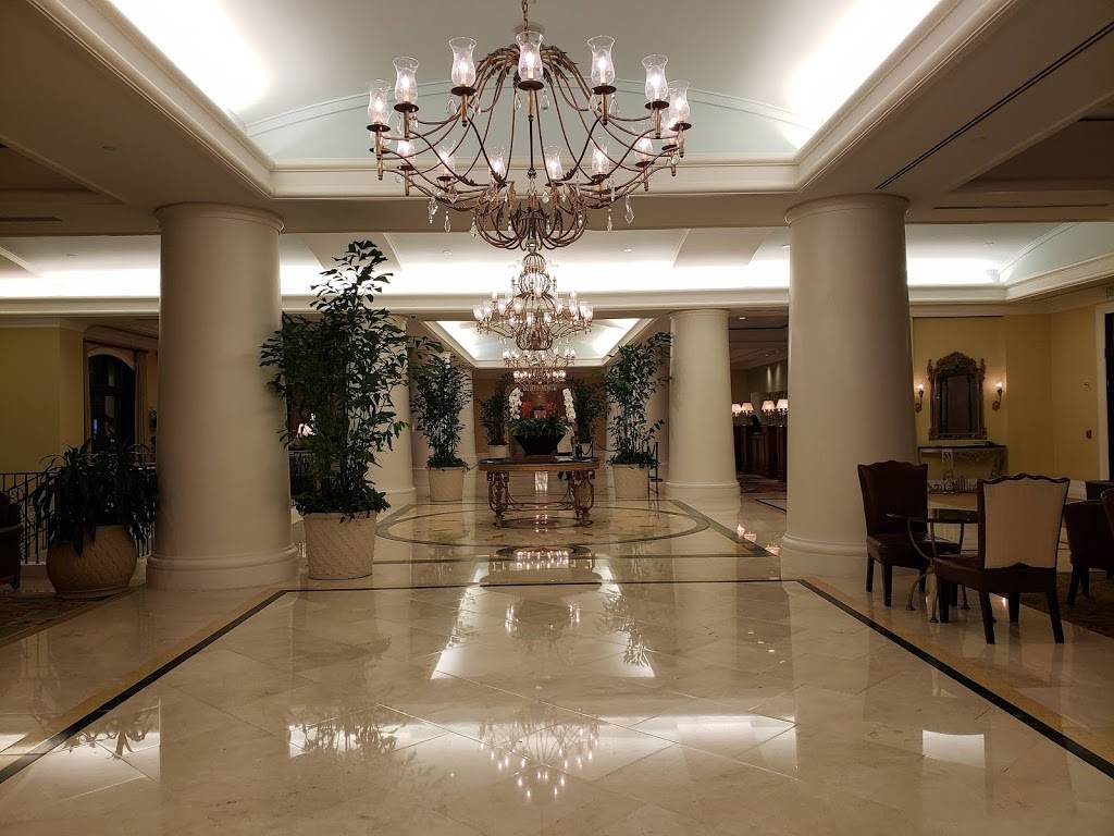 Davids Club Sports Bar & Grill | restaurant | 1500 Masters Blvd, Championsgate, FL 33896, USA | 4073906565 OR +1 407-390-6565