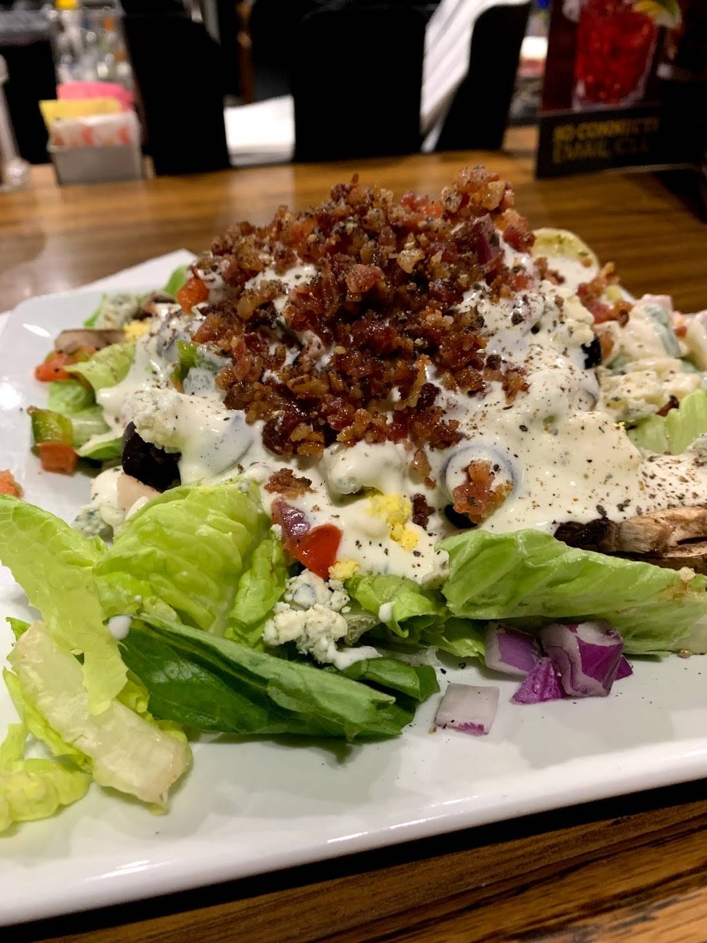 Ruby Tuesday | restaurant | 1653 Sycamore View Rd, Memphis, TN 38134, USA | 9013829280 OR +1 901-382-9280