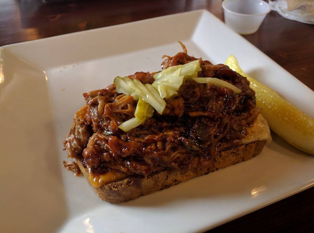 Feed the World Cafe | cafe | 7000 Stadium Dr #201, Kalamazoo, MI 49009, USA | 2693536620 OR +1 269-353-6620