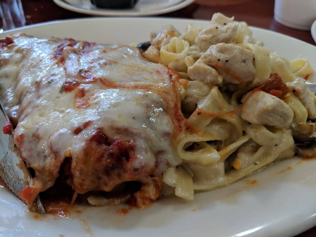 Rosas | Trattoria and Bar | restaurant | 210 E Tulare Ave, Tulare, CA 93274, USA | 5594675681 OR +1 559-467-5681