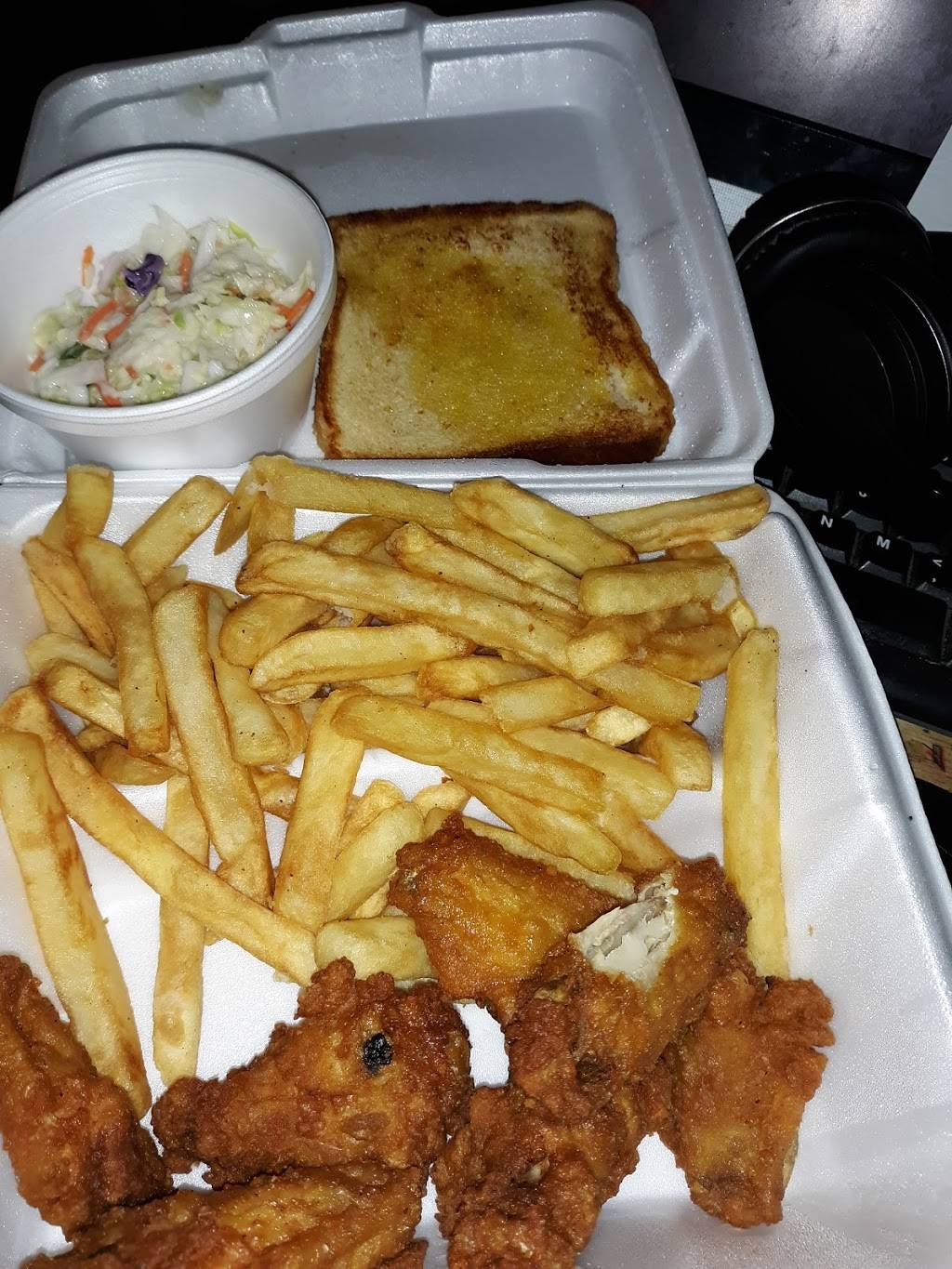 Redford Coney Island | restaurant | 25813 W Seven Mile Rd, Redford Charter Twp, MI 48240, USA | 3135373100 OR +1 313-537-3100