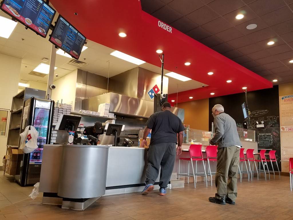 Dominos Pizza | meal delivery | 2331 W Madison St, Chicago, IL 60612, USA | 3126009121 OR +1 312-600-9121