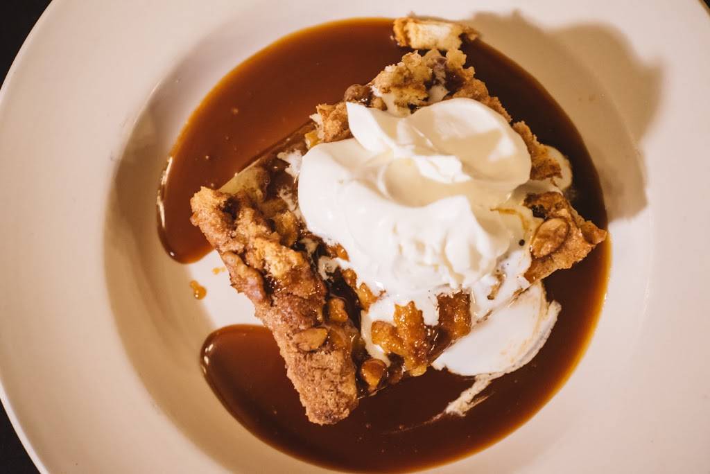 Krapils Steakhouse & Patio | restaurant | 6600 W 111th St, Worth, IL 60482, USA | 7084482012 OR +1 708-448-2012