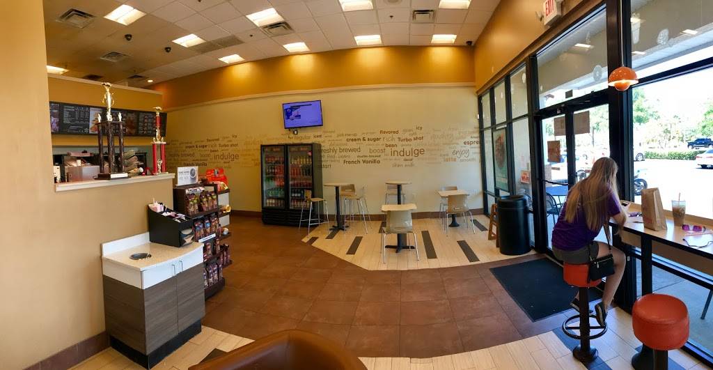 Dunkin | bakery | 3100 Alafaya Trail Ste 1018, Oviedo, FL 32765, USA | 4075424947 OR +1 407-542-4947