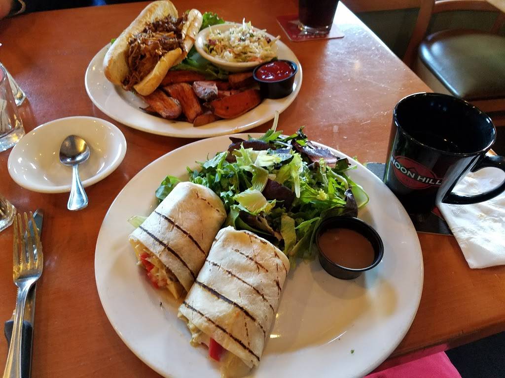 Noon Hill Grill | restaurant | 530 Main St, Medfield, MA 02052, USA | 5083599155 OR +1 508-359-9155