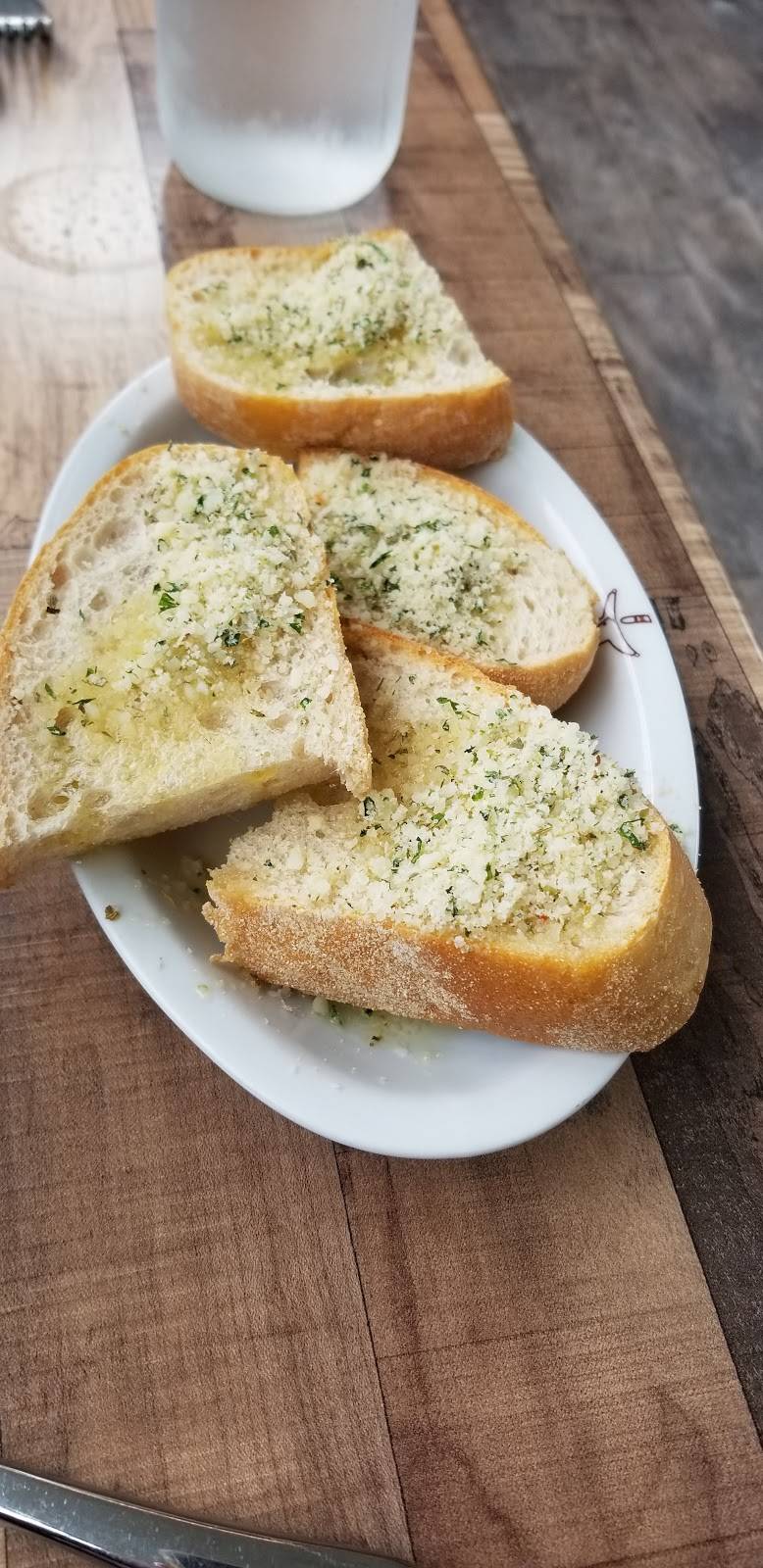 Scampi Grill | restaurant | 815 20th St, Vero Beach, FL 32960, USA | 7725639766 OR +1 772-563-9766