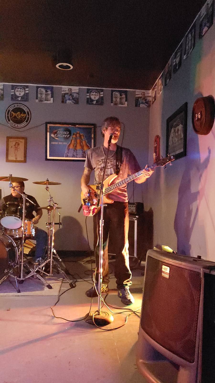 West Lodi Outpost | restaurant | 2747 N County Rd 27, Bellevue, OH 44811, USA | 4194833836 OR +1 419-483-3836