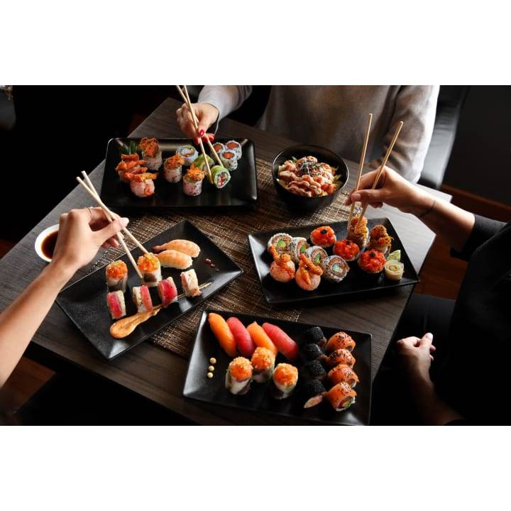 Sushi Shop | restaurant | 3535 Nord Laval (a-440) O, Laval, QC H7P 5G9, Canada | 4506868288 OR +1 450-686-8288