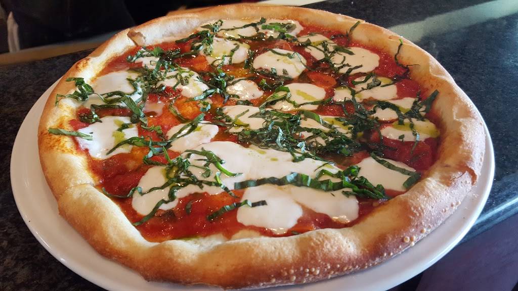 Josies Ristorante | restaurant | 1602 Federal Hwy, Boynton Beach, FL 33435, USA | 5613649601 OR +1 561-364-9601