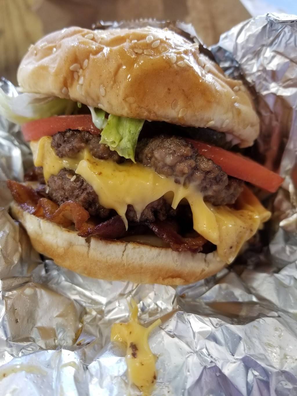 Five Guys | meal takeaway | 61-22 188th St, Fresh Meadows, NY 11356, USA | 7182641818 OR +1 718-264-1818