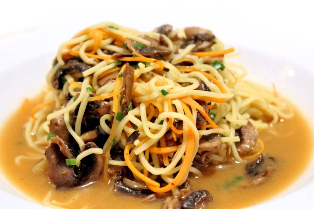 Blue Point Oysters and Sushi Bar | restaurant | 13 E Lincolnway, Valparaiso, IN 46383, USA | 2192867166 OR +1 219-286-7166