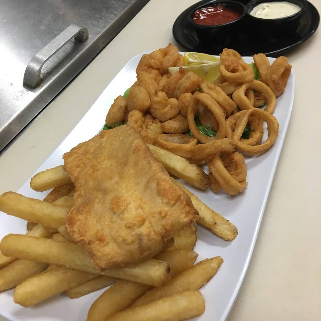 Island Bar & Grill | night club | 2272 Glenns Bay Rd, Myrtle Beach, SC 29575, USA | 8436503157 OR +1 843-650-3157