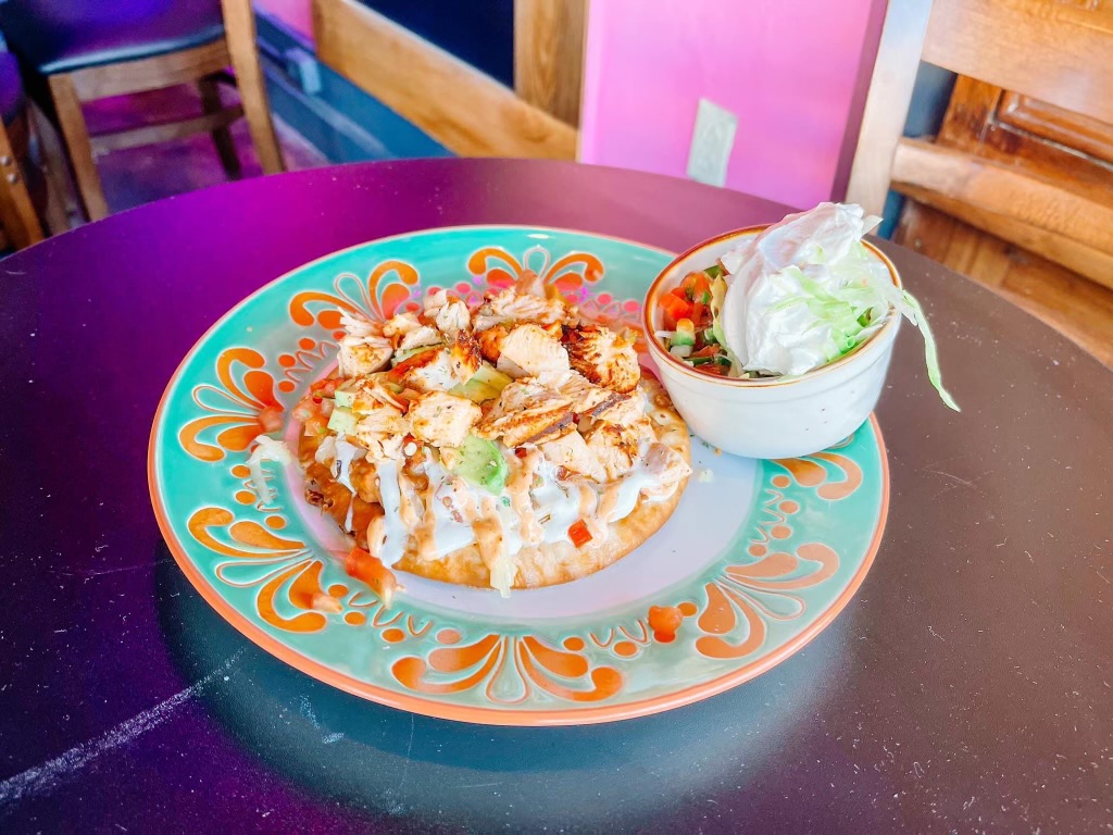 The Pink Agave | restaurant | 129 E Pine St, Ponchatoula, LA 70454, USA | 9854670500 OR +1 985-467-0500