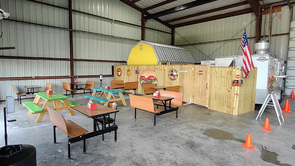 Toscano Burgers, BBQ & More DRIVE-THRU | restaurant | 1910 W Market St, Rockport, TX 78382, USA | 3617170915 OR +1 361-717-0915