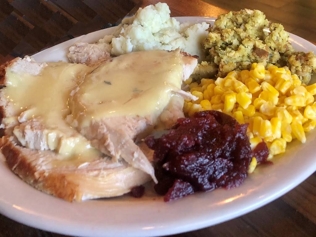 The Crest Room | restaurant | 706 Westfield St, West Springfield, MA 01089, USA | 4137397700 OR +1 413-739-7700