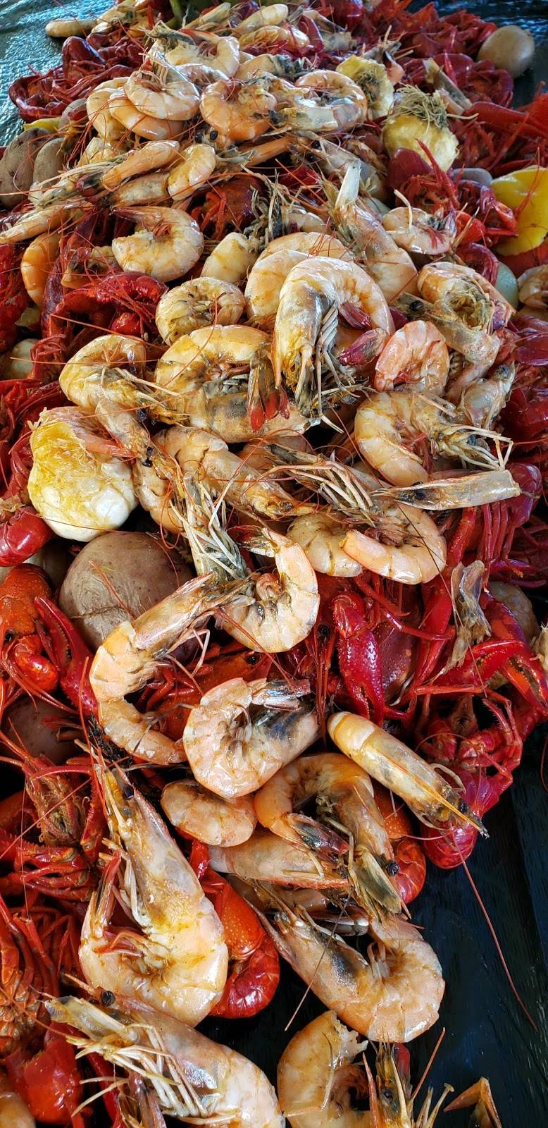 Reeves Seafood Shack | restaurant | 34807 LA-16, Denham Springs, LA 70706, USA | 2256672875 OR +1 225-667-2875