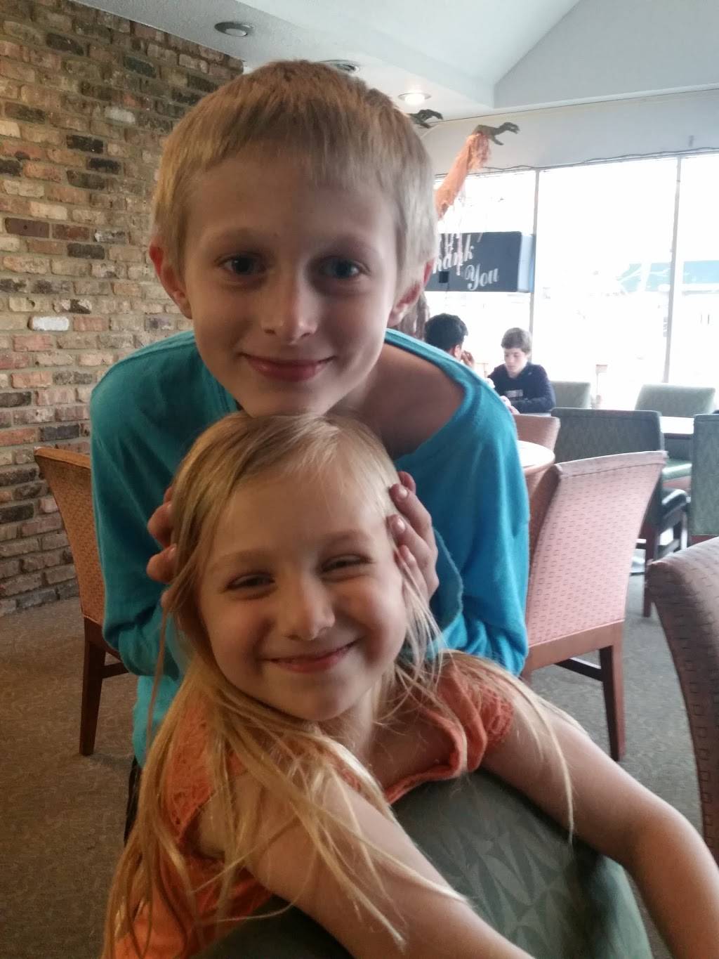 Wild Card Pizza | restaurant | 403 Main St, Beech Grove, IN 46107, USA | 3177875225 OR +1 317-787-5225