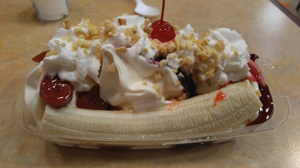 Wienerschnitzel | restaurant | 2060 E Serene Ave #101, Las Vegas, NV 89123, USA | 7022692066 OR +1 702-269-2066