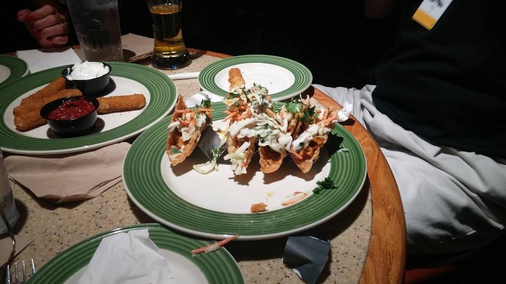 Applebees Grill + Bar | restaurant | 504 Lakeland Plaza, Cumming, GA 30040, USA | 7708871922 OR +1 770-887-1922